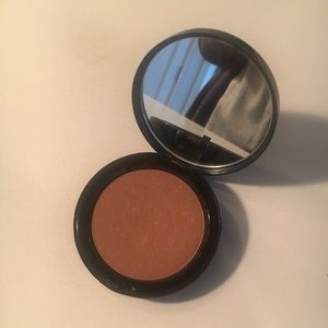 • Bobbi Brown • Bali Brown Bronzer